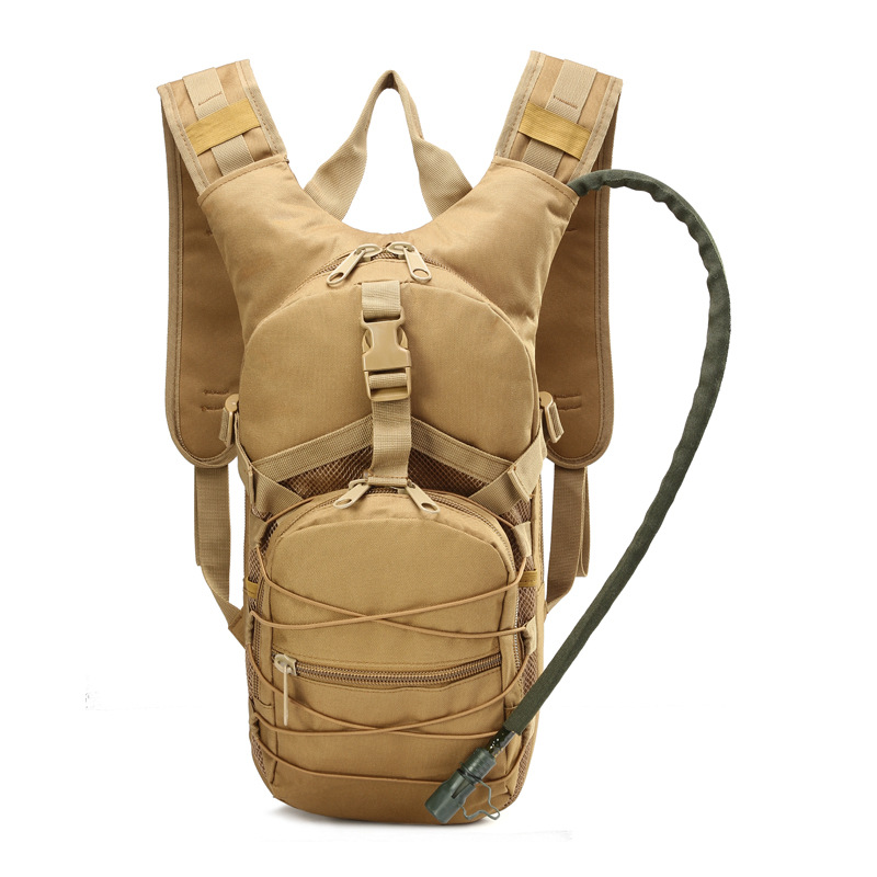 Plecak na zewnątrz, plecak tak – Rucksack Military Style recenzja i cena